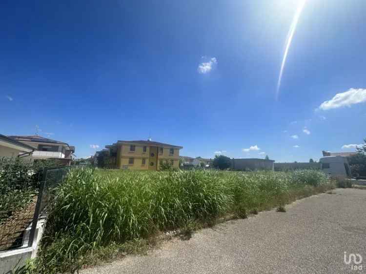 Vendita terreno di 630 m² in Isola Rizza (37050) - 123950 - iad