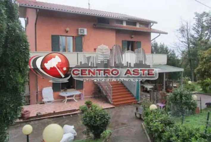 Villa in Vendita a Montelabbate 7 Vani 440 mq