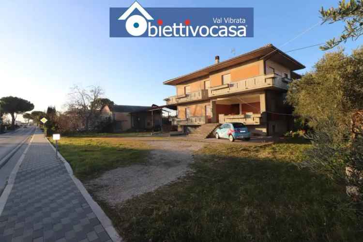 Villa bifamiliare viale Gran Sasso 68, Corropoli