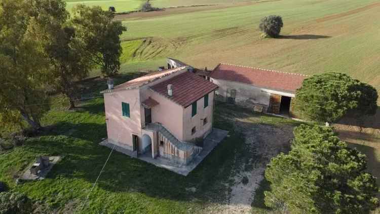 Casale Strada Pescia Fiorentina Chiarone 1, Capalbio