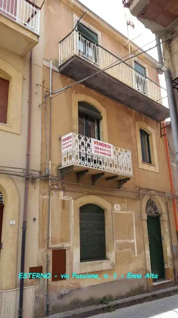 Appartamento via Passione 1, Centro, Enna