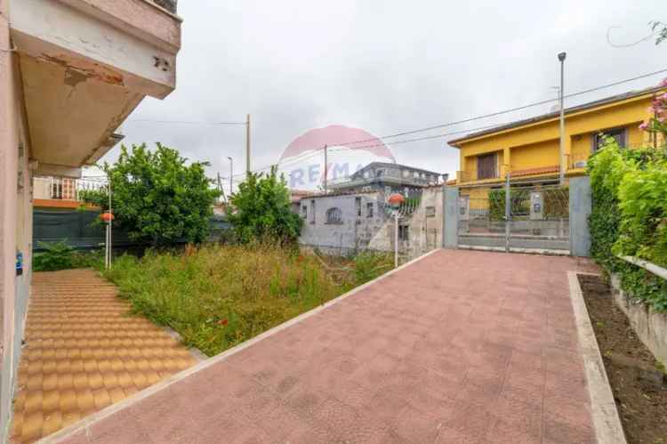 Villa in Via Campania, San Giovanni la Punta, 7 locali, 2 bagni