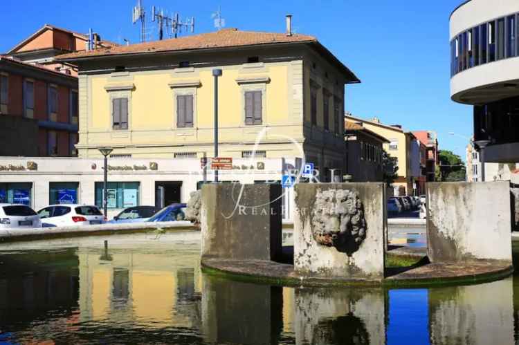 Villa in Via Bonghi, Grosseto, 11 locali, 2 bagni, giardino privato