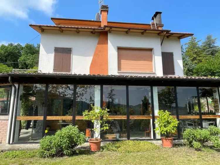 Villa in VIA DEI MARINUCCI, Sasso Marconi, 6 locali, 3 bagni, 225 m²