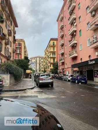 Appartamento In Affitto in Napoli, Campania