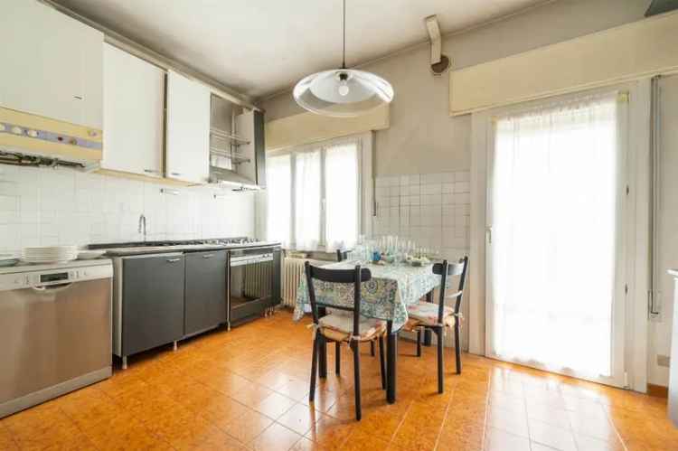 Appartamento in VIA DEL LAVORO, Cittadella, 6 locali, 1 bagno, 90 m²