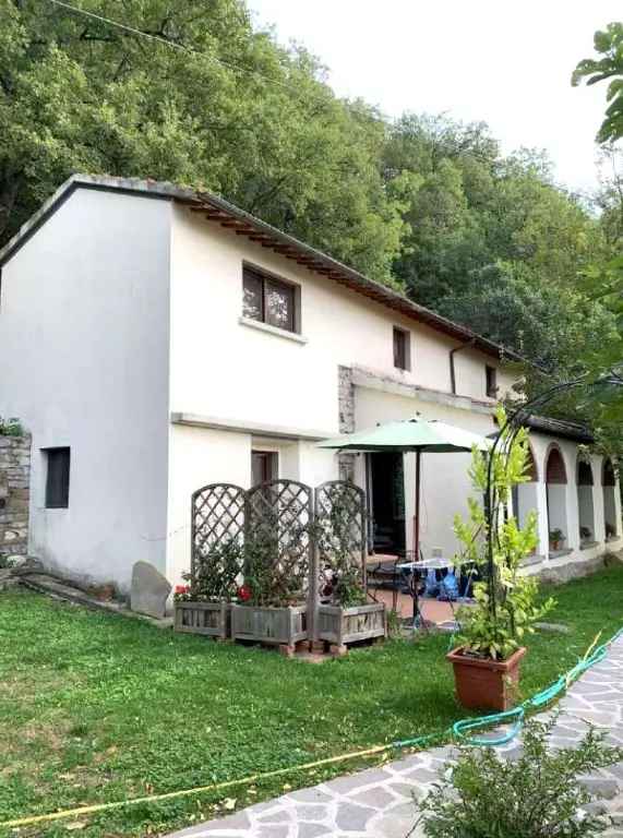 Appartamento in Via di Colognole, Pontassieve, 10 locali, 225 m²