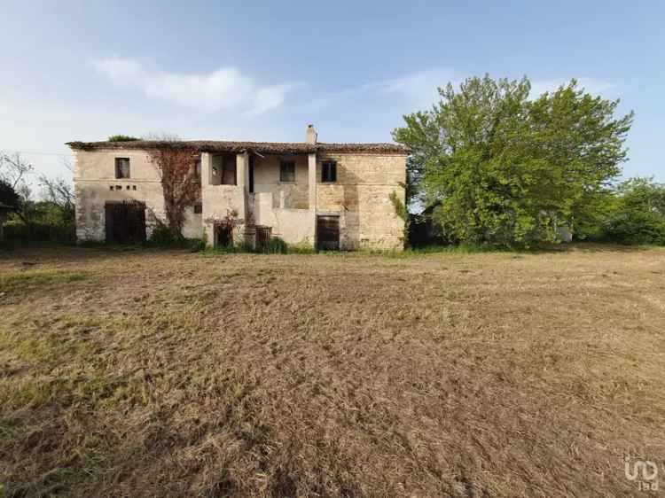 Vendita casa 18 locali di 600 m² in Camerano (60021) - 73530 - iad