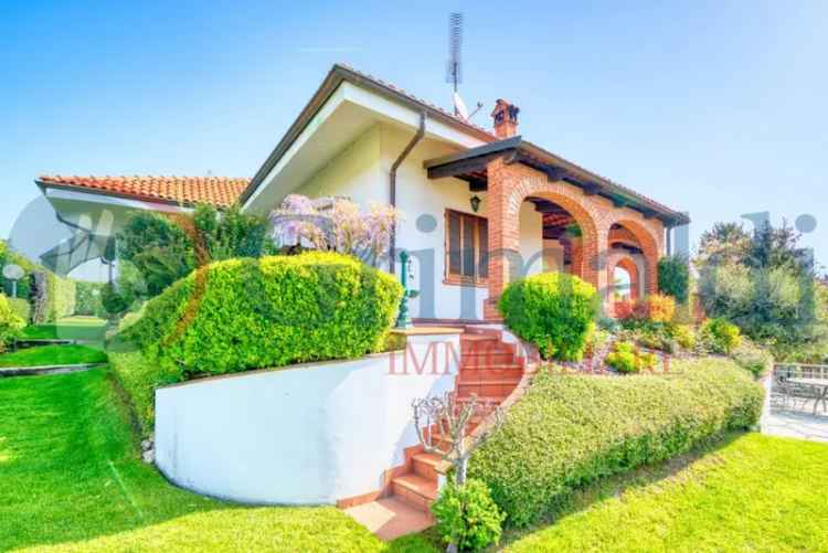 Villa in Via Superga 37, Baldissero Torinese, 5 locali, 3 bagni