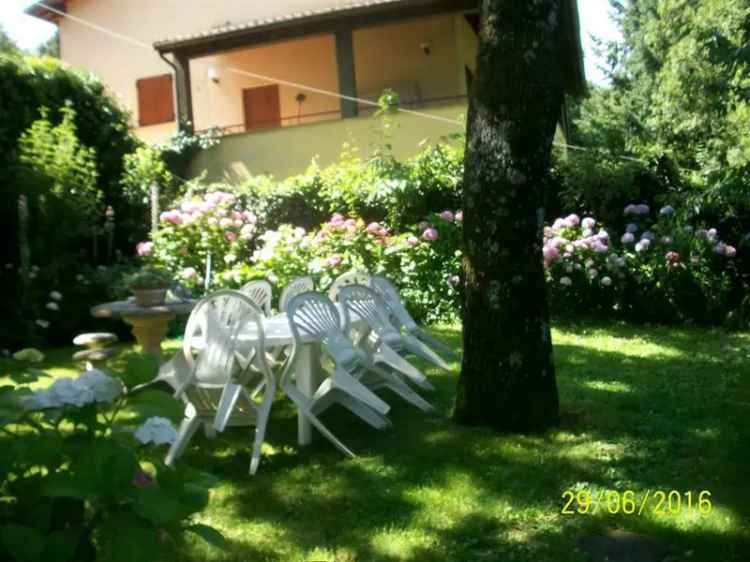 Villa in Torrino, Arezzo, 7 locali, 2 bagni, giardino privato, 180 m²