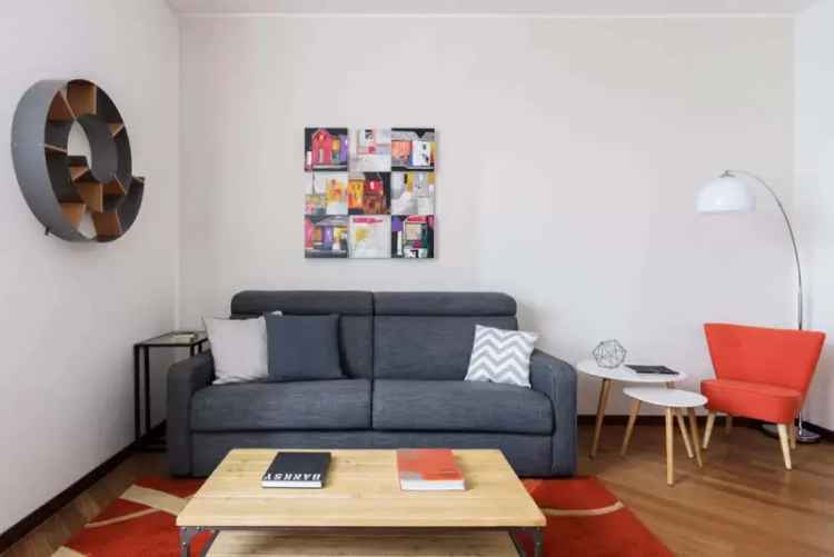 Superb Flat w/Home Office near Dateo Station