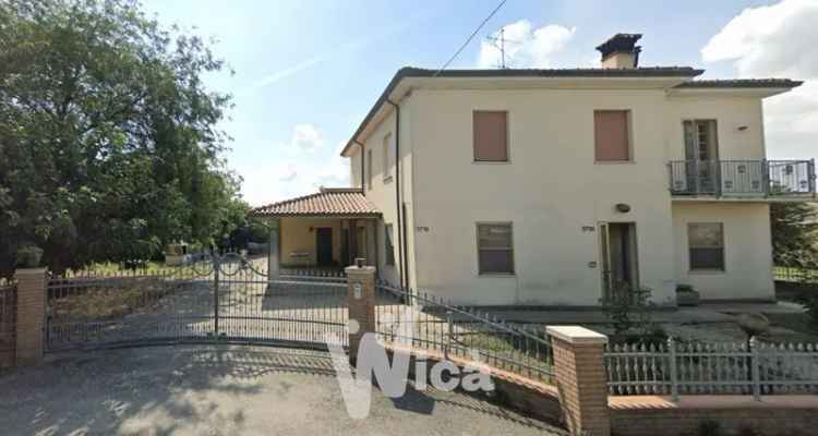 Appartamento in Via Melona, Cesena, 135 m² in vendita