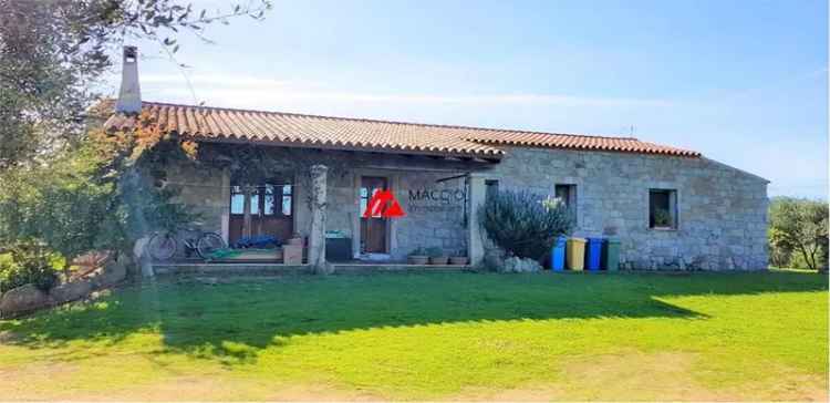 Villa unifamiliare via Stazzu Sarra Luchia, 30, San Giovanni, Sole Ruiu, Olbia