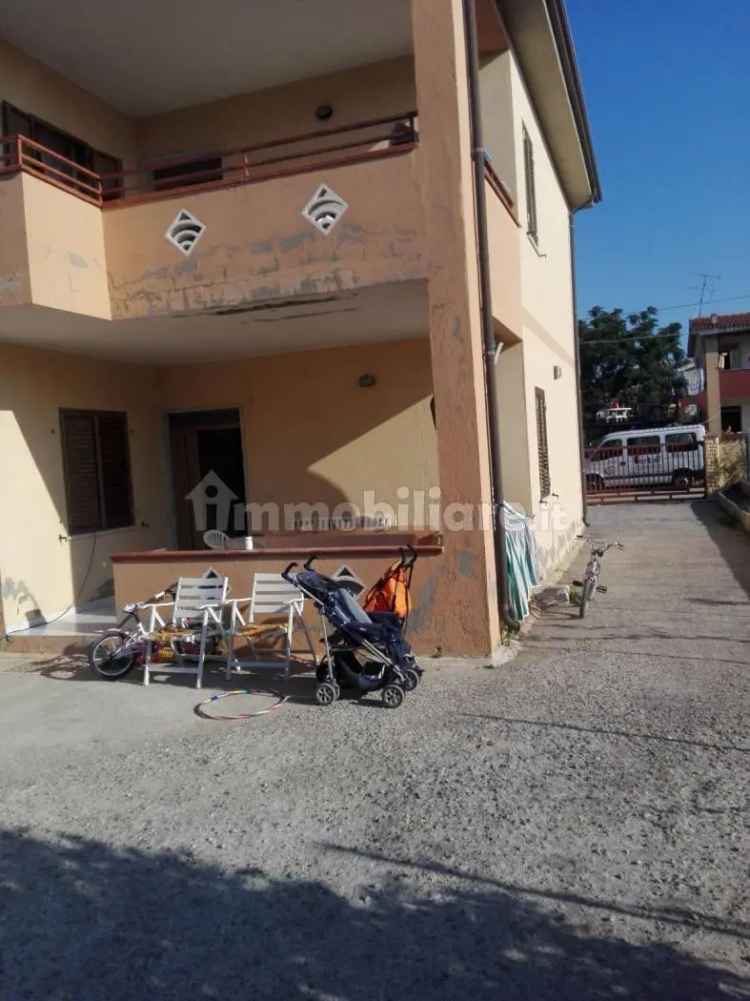 Villa unifamiliare via dei Fiordalisi 12, Steccato Di Cutro, Cutro