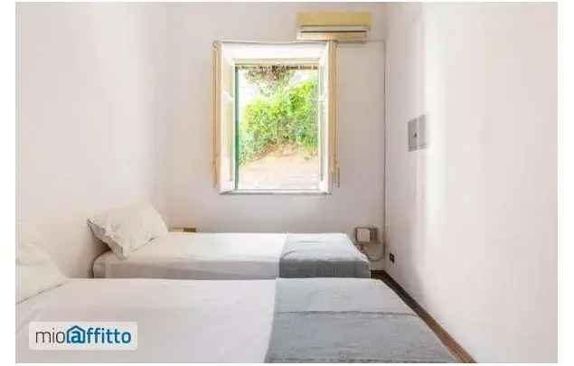 Affitto 3 camera casa di 90 m² in Palermo