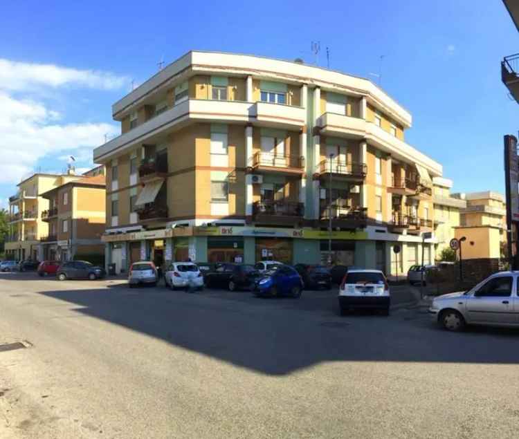 Appartamento in Via Campidoglio 161, Ceprano, 6 locali, 2 bagni