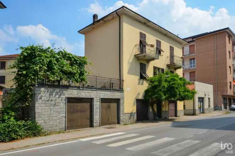 Vendita casa indipendente 8 locali di 200 m² in Cengio (17056) - 77053 - iad