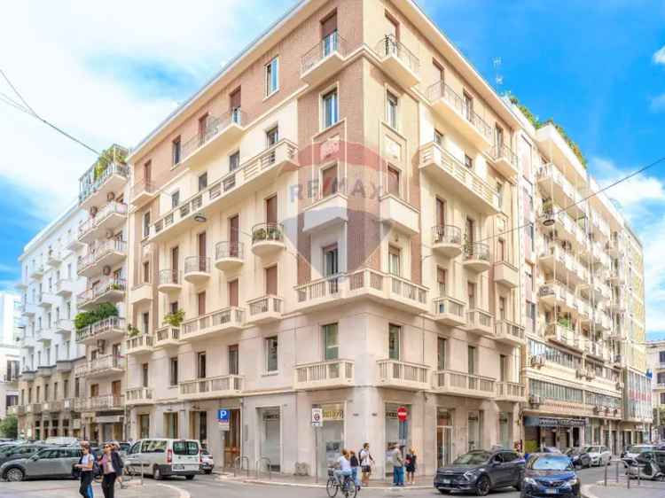 Appartamento in Via Melo Da Bari, Bari, 7 locali, 4 bagni, 240 m²