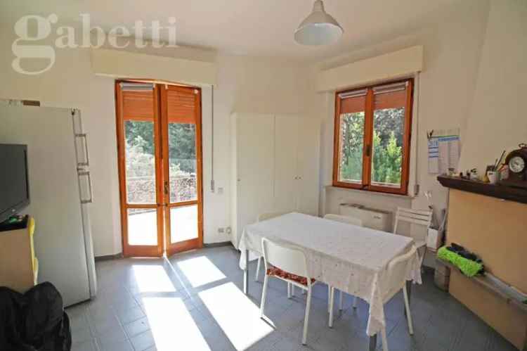 Appartamento in Via DEGLI ULIVI 2, Ostra, 5 locali, 2 bagni, 172 m²