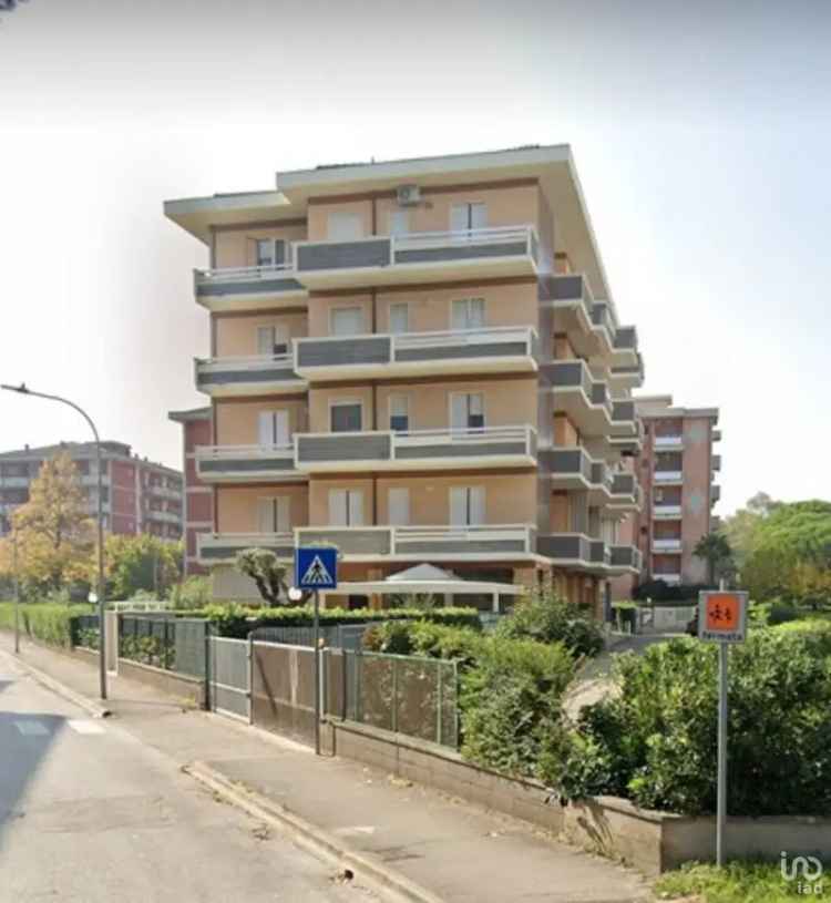 Locazione appartamento 7 locali di 140 m² a Silvi (64028) - 95823 - iad