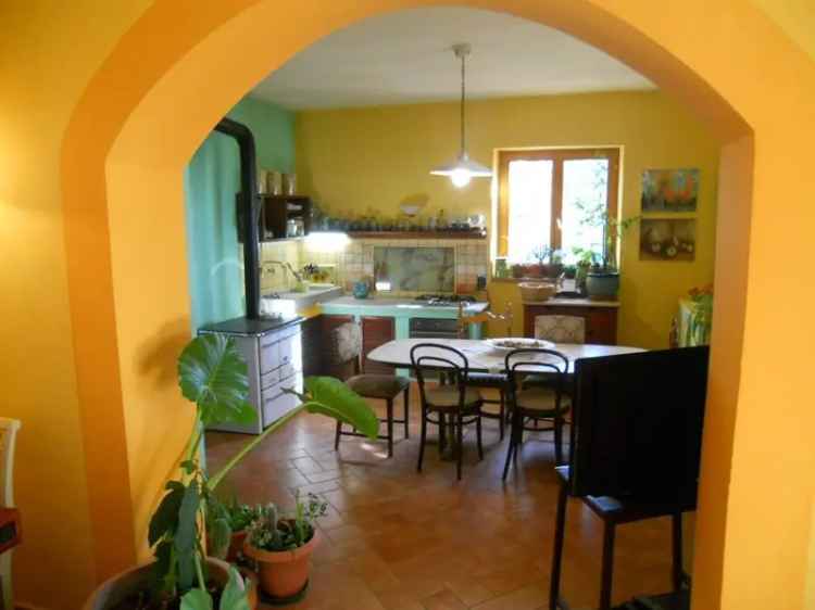 Villa in VIA MONTECARBOLI 25, Fosdinovo, 10 locali, 3 bagni, garage