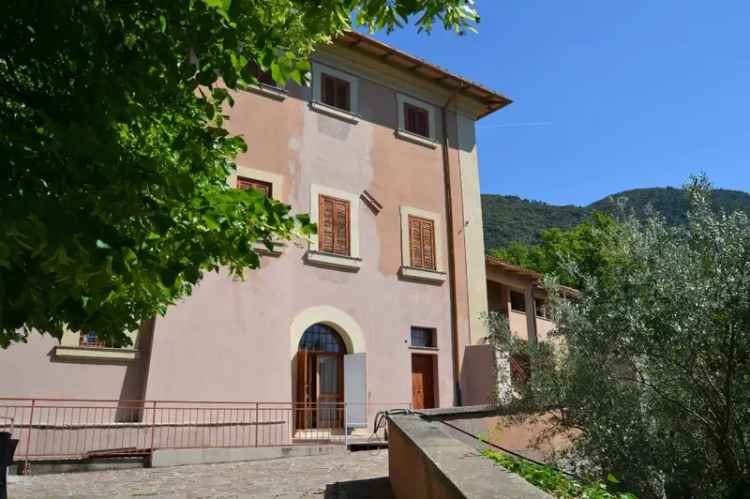 Villa in Strada di Piedimonte, Terni, 25 locali, 900 m², multilivello