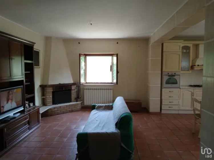 Vendita casa indipendente 8 locali di 200 m² in Amantea (87032) - 74774 - iad