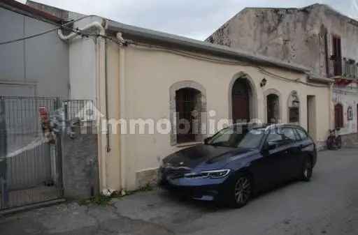 Villa all'asta via Roma, 328/330, 98047 Saponara Italia, Saponara