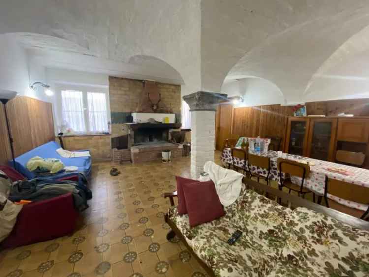 Villa unifamiliare frazione Morignano, Ascoli Piceno