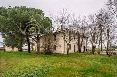 Villa Indipendente Parma Panocchia 344 mq Giardino 2000 mq