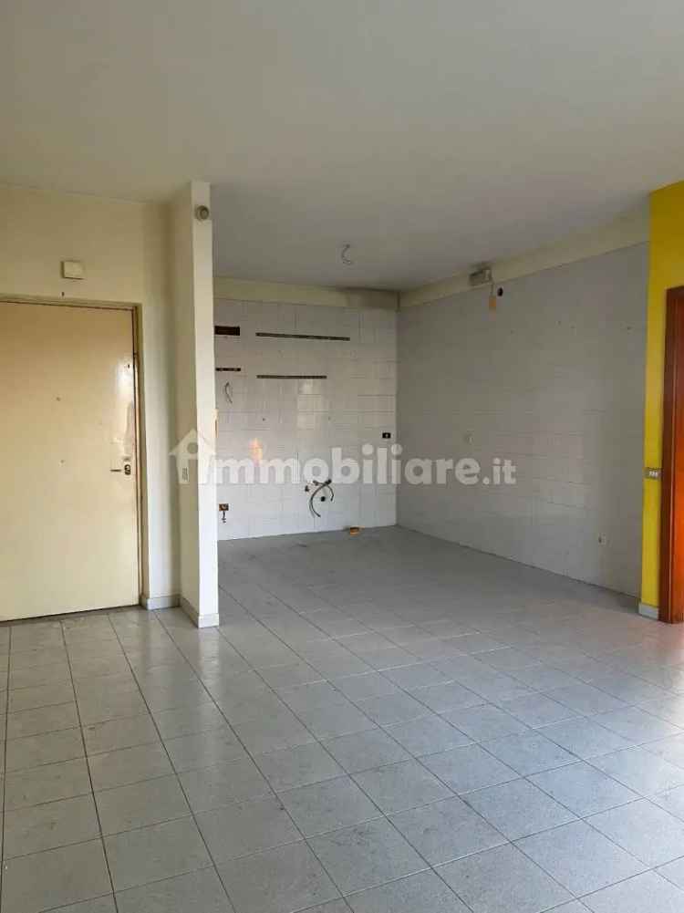 Trilocale corso Italia 393A, Quarto