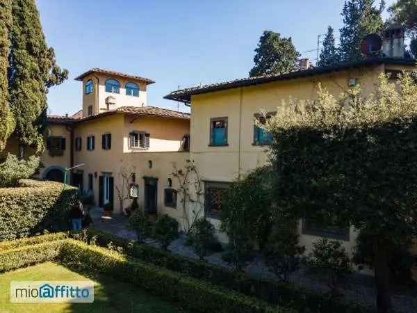 Villa In Affitto in Firenze, Toscana