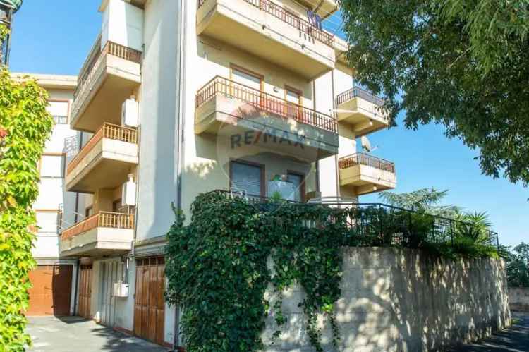 Appartamento in Via Matilde Serao, Belpasso, 5 locali, 2 bagni, 147 m²