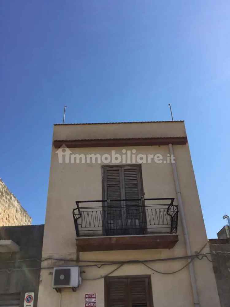 Appartamento via Piersanti Mattarella 15, Centro, San Vito Lo Capo