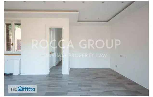 Affitto 4 camera appartamento di 65 m² in Rome