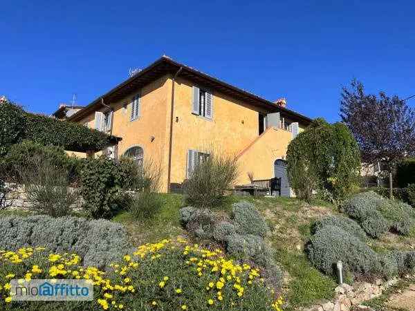 Villa In Affitto in Firenze, Toscana