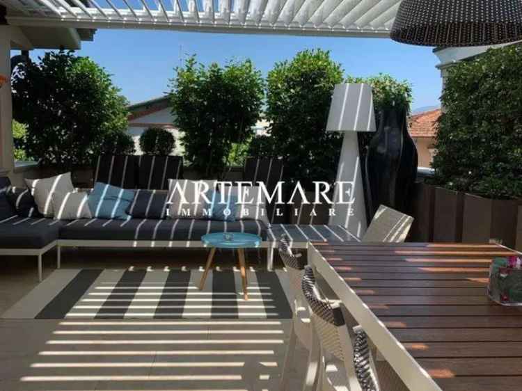 Appartamento in affitto a Forte dei Marmi via mascagni