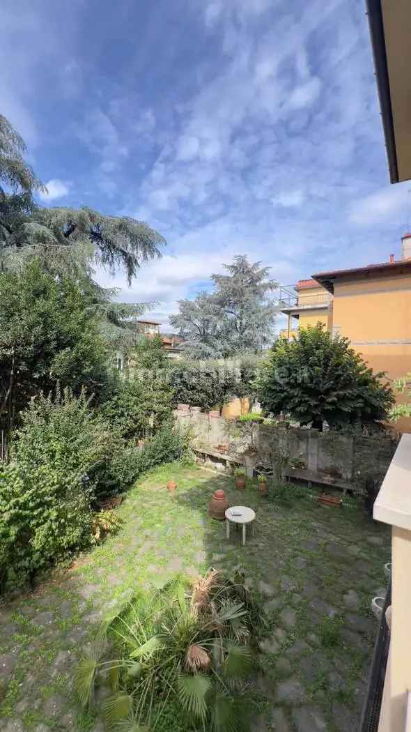 Villa unifamiliare via Delle Forbici, Salviatino - San Domenico, Firenze