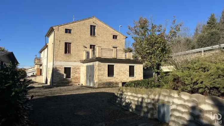 Vendita casa indipendente 10 locali di 200 m² in Falerone (63837) - 107934 - iad