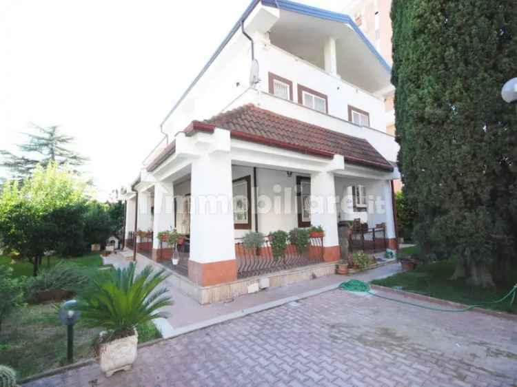 Villa unifamiliare via Francesco Paolo Bozzelli 5, San Ciro - Stadio, Foggia