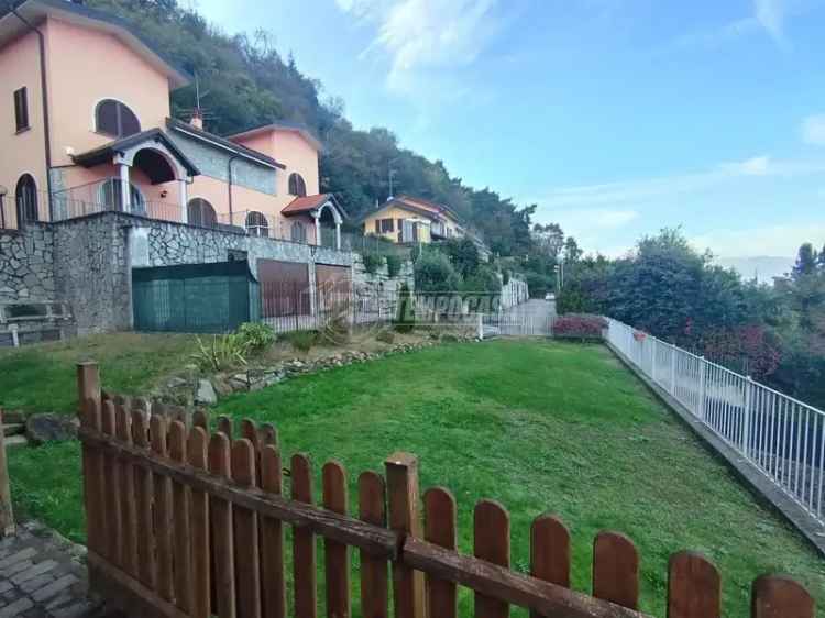 Villa bifamiliare via per Magognino 31/b, Belgirate