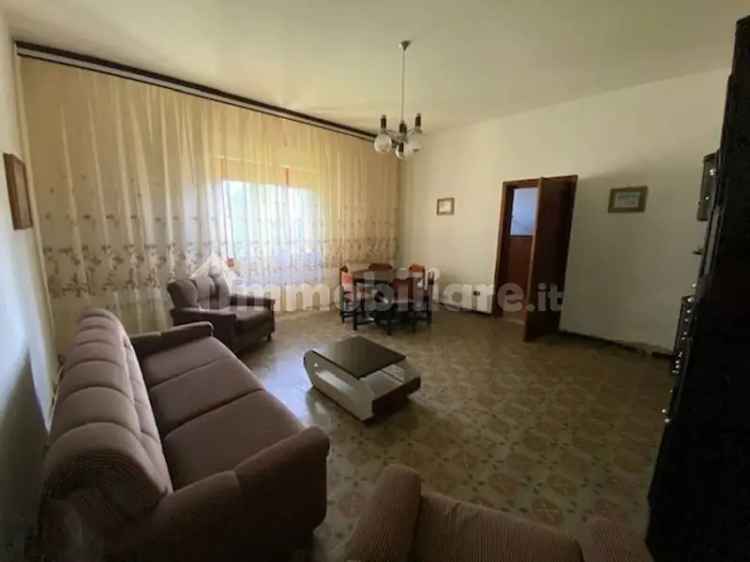 Villa unifamiliare, da ristrutturare, 160 m², Centro, Cabras