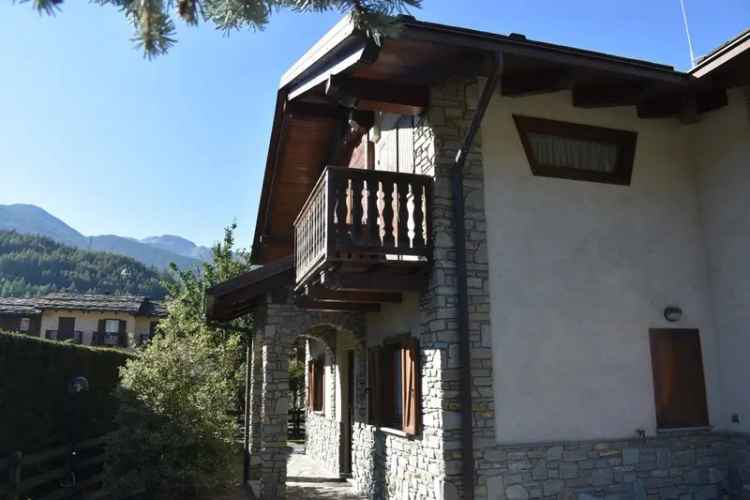 Villa a schiera in Via Pozzallo, 6, Oulx (TO)