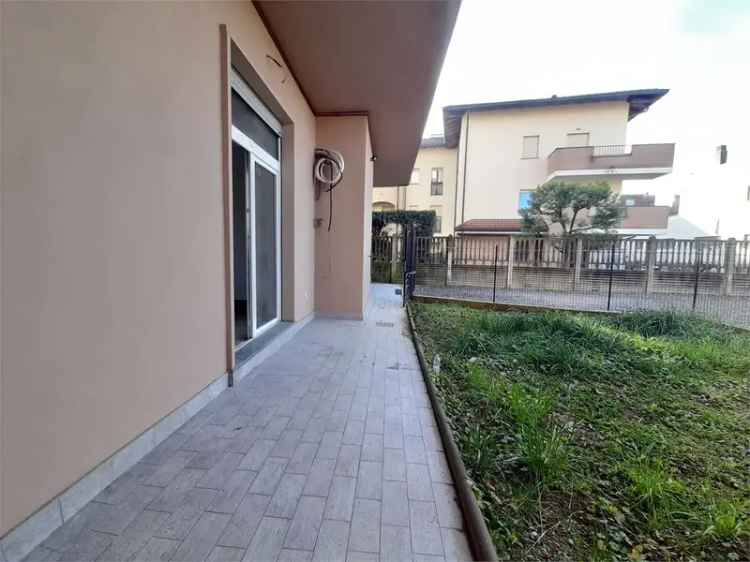 Trilocale in vendita in Via Valassina 47, Seregno -  n° 542360