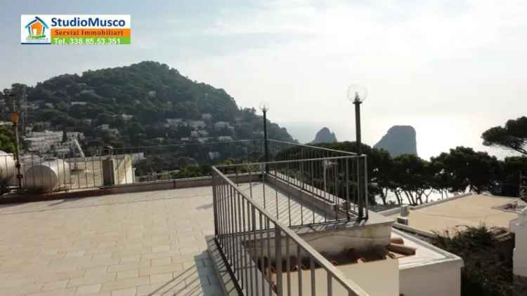 Appartamento in Via Dalmazio Birago, Capri, 5 locali, 3 bagni, 110 m²