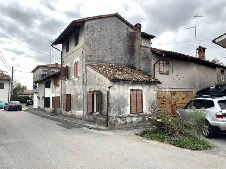 Terratetto plurifamiliare via Sabotino, Moraro