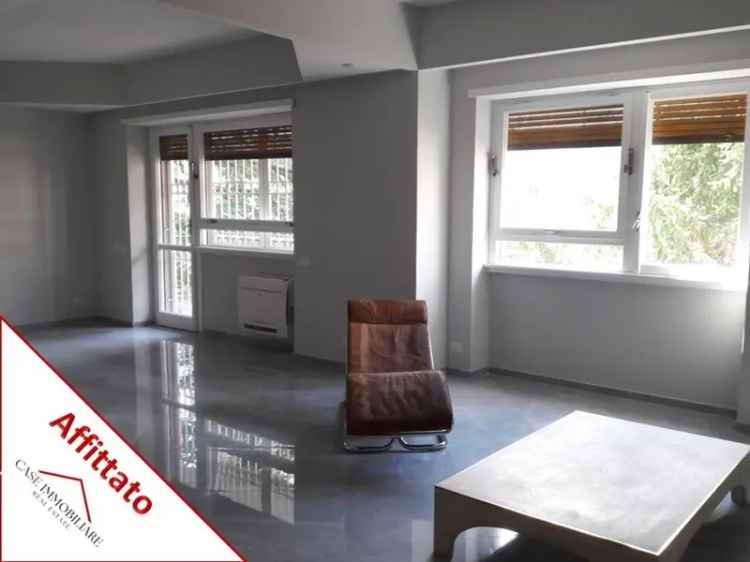 Appartamento in VIA FRANCESCO FERRARA, Roma, 5 locali, 3 bagni, 170 m²