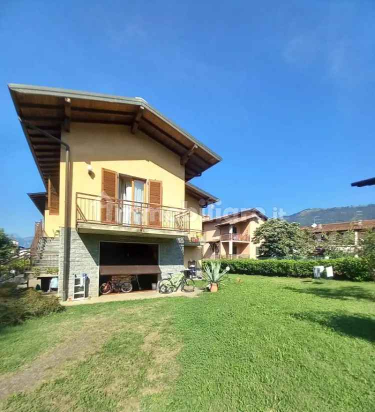 Appartamento in villa via Maninetti 2, San Lorenzo Di Rovetta, Rovetta