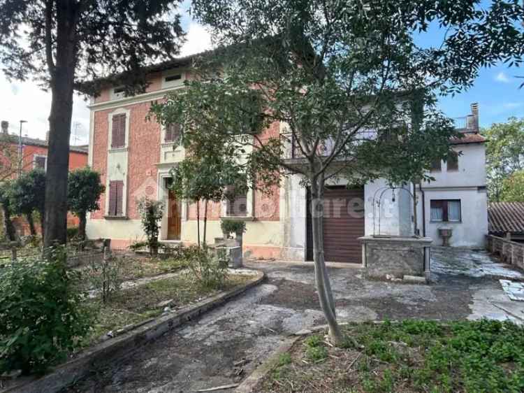 Villa bifamiliare viale Roma snc, Viale Roma, Foligno