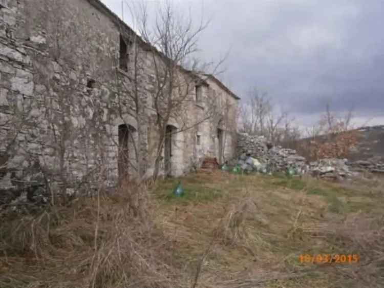 Cascina, da ristrutturare, 40 m², Santa Maria del Molise